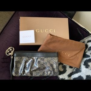 Gucci wristlet clutch - black/silver